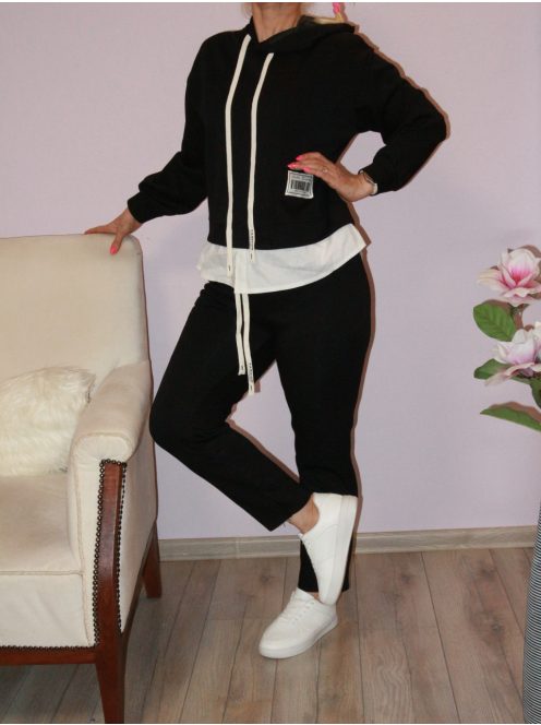 Kapucnis,zsebes,puhaanyagú szabadidőruha !   L-XL