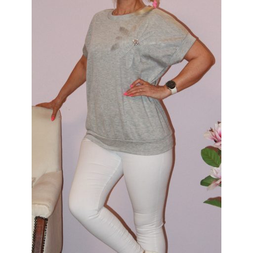 Virágdíszítéses,köves felső! szürke M-XL