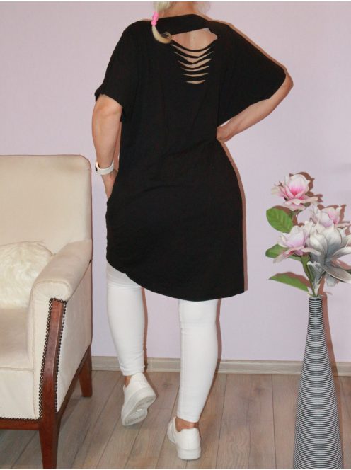 Strasszos mintás,nyaknál szaggatott,zsebes tunika! fekete L-XXL