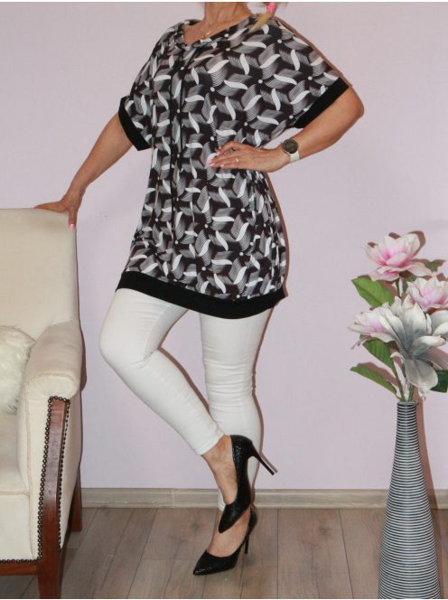 Mintás,húzott nyakú,zsebes tunika!  fekete-fehér XXL-3XL