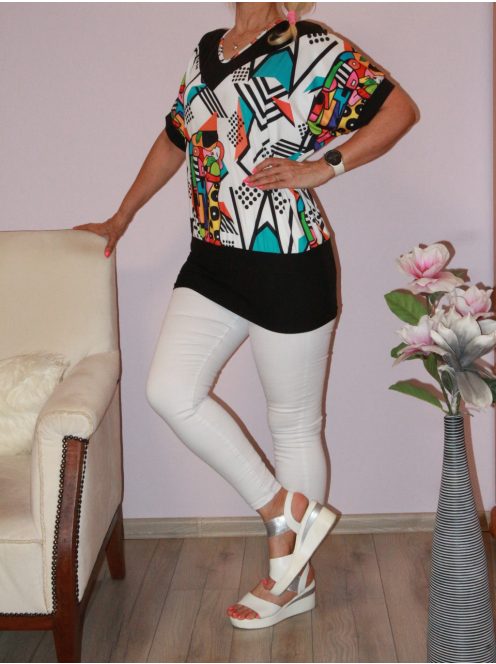 Mintás,V nyakú,denevérujjas,passzés aljú felső !  L-XXL