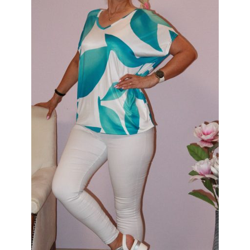 Mintás,V nyakú,lenge,gumis aljú felső ! türkiz-bézs L-XXL