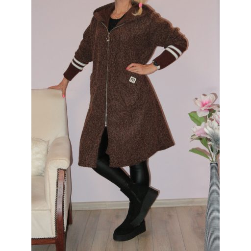 Zsebes,passzés ujjú,nemez anyagú kabát!  csokibarna XXL