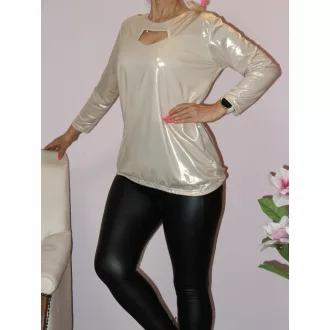   Fényes anyagú,mellnél kivágott,gumis aljú felső ! pezsgőszín L-XL