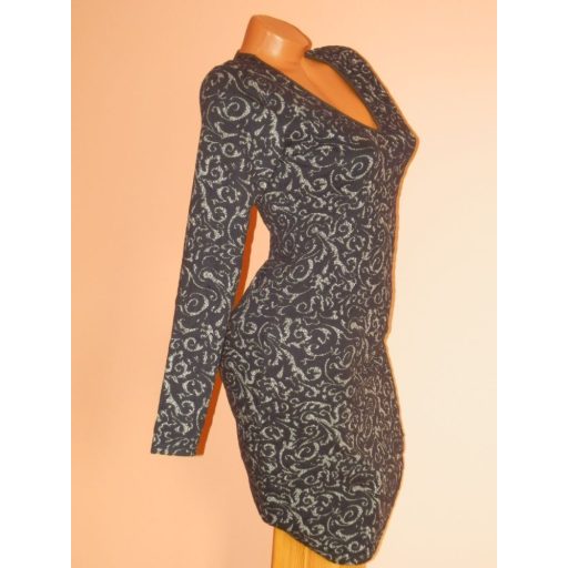Szupercsinos,mintás V nyakú elegáns RUCY FASHION ruha! S
