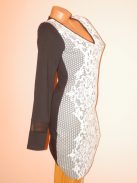 Csodaszép,csipkés,V nyakú RUCY FASHION ruha! Több szín!  S,M,L
