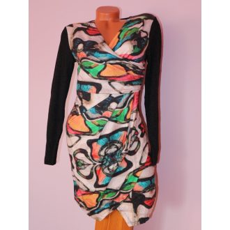 Csodaszép,különleges mintás,átlapolt ruha! S/M,L/XL