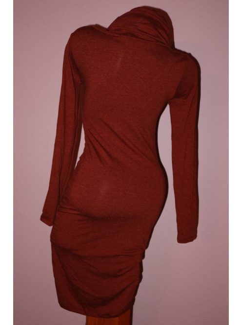 Kámzsás nyakú,alja átlapolt VICTORIA MODA ruha! S-M
