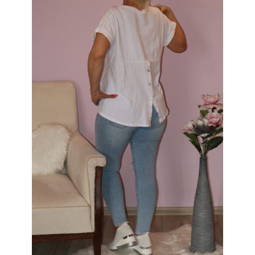 Madeira betétes,virágos,gombos hátú felső!  Több szín!  L-XL