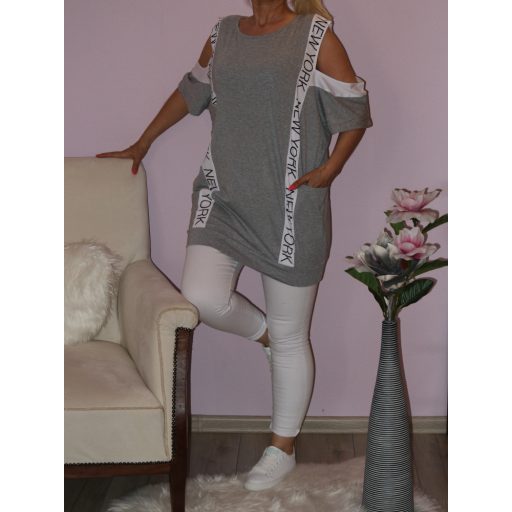 Válla nyitott,zsebes,feliratos tunika!  Több szín!  L-XXL
