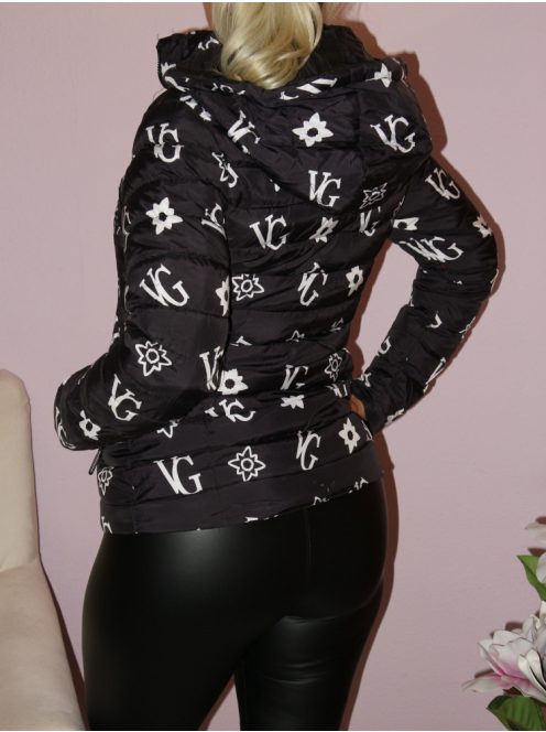 Steppelt,mintás,kapucnis,zsebes kabát!  S,M,L,XL,XXL