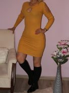 Nyitott vállú,dekoltázsnál kivágott ,gyöngyös,puhaanyagú ruha!  Több szín!  S-XL