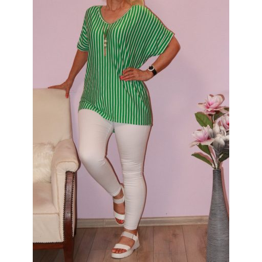 Csíkos,láncos,V kivágású hátulja hosszabb felső !  Több szín !  XXL-3XL