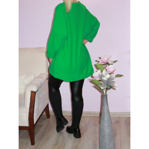 Denevérujjas,alja kötős,hátulja hosszabb felső !  Több szín !  3XL