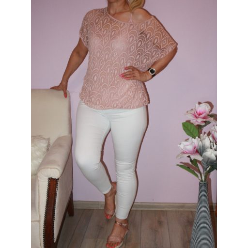 Csipkés,duplaanyagú ,gumis aljú felső ! Több szín ! L-XL